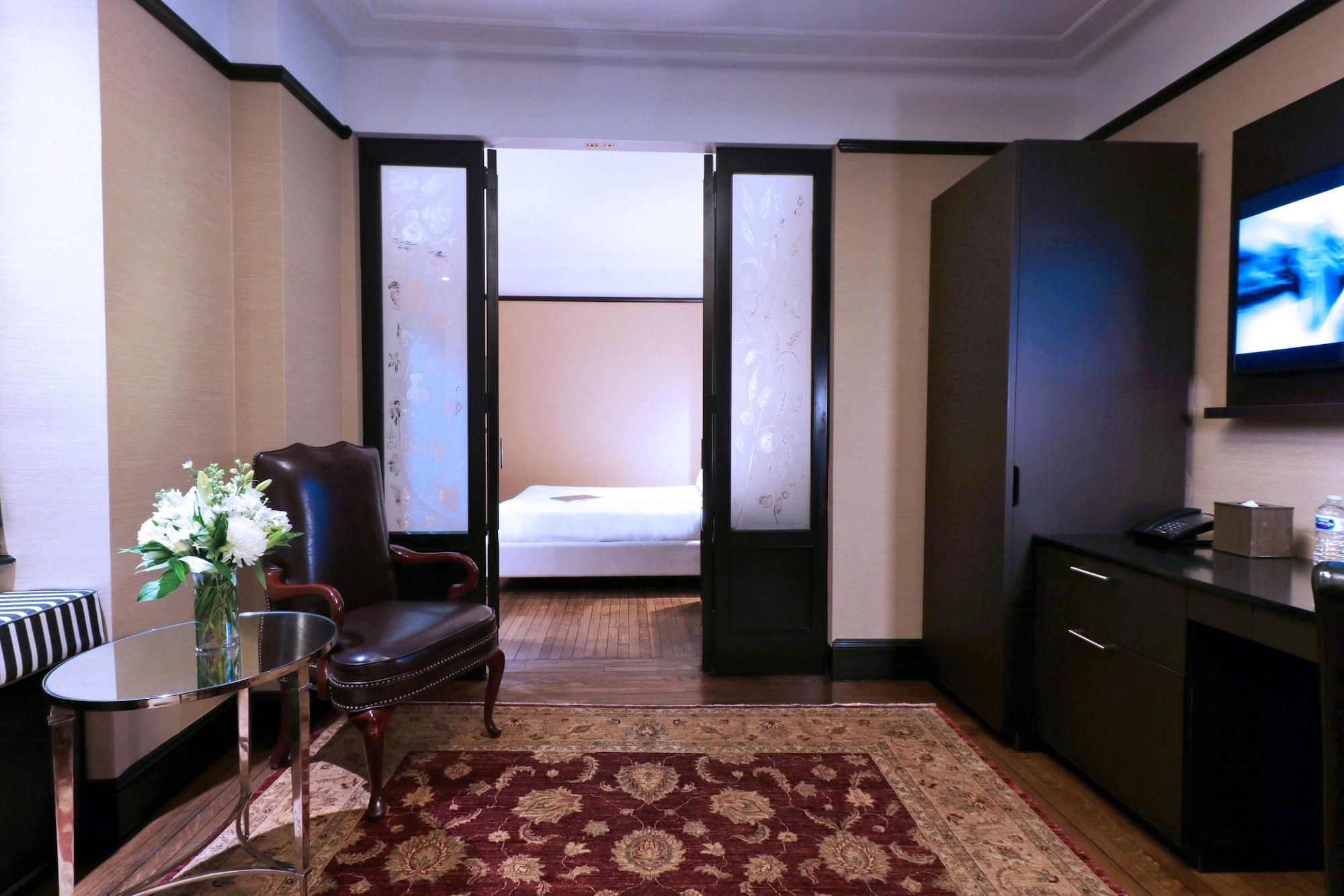 Hotel Mansfield 4*