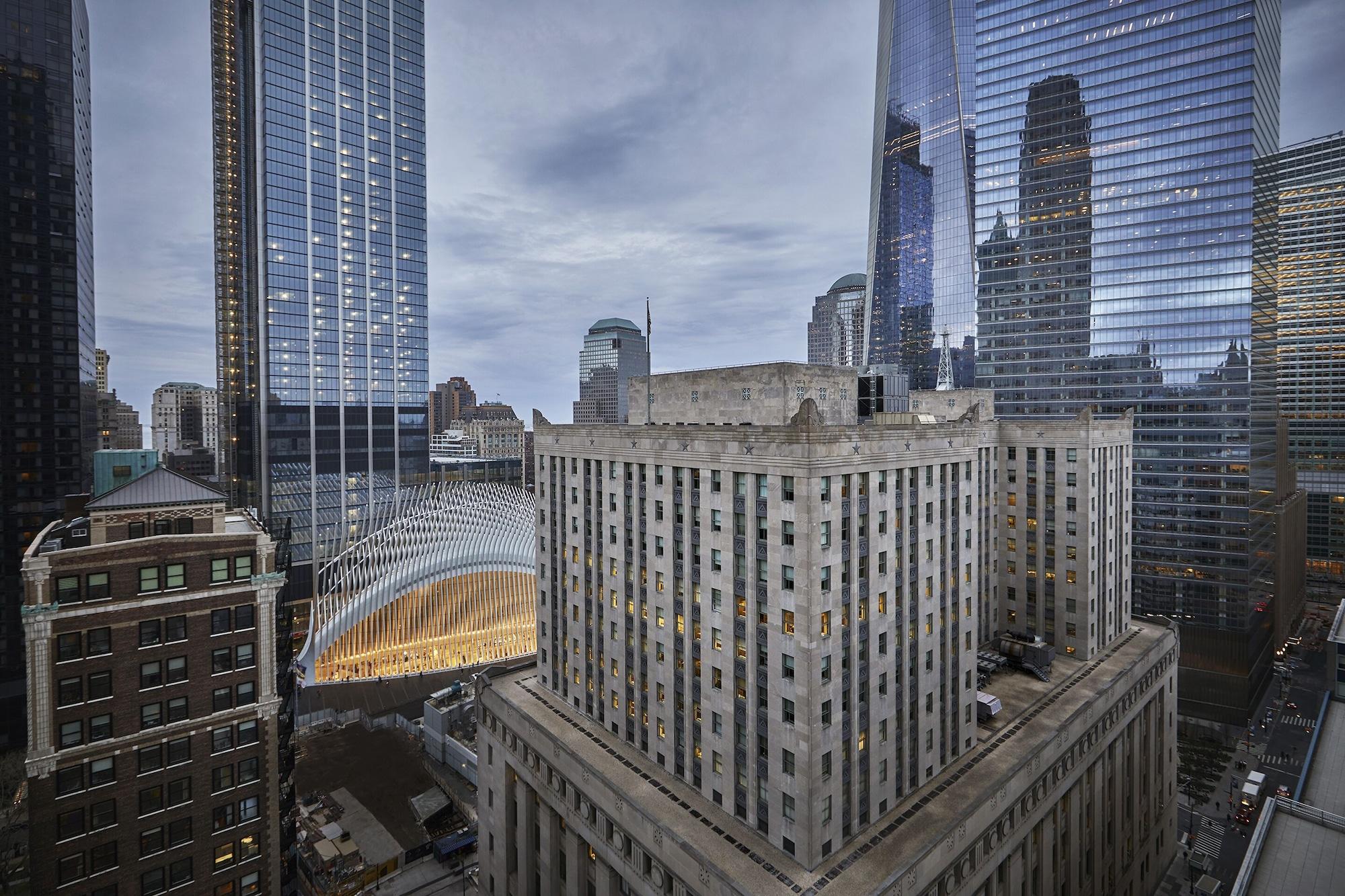 Hotel Four Seasons Downtown 5*