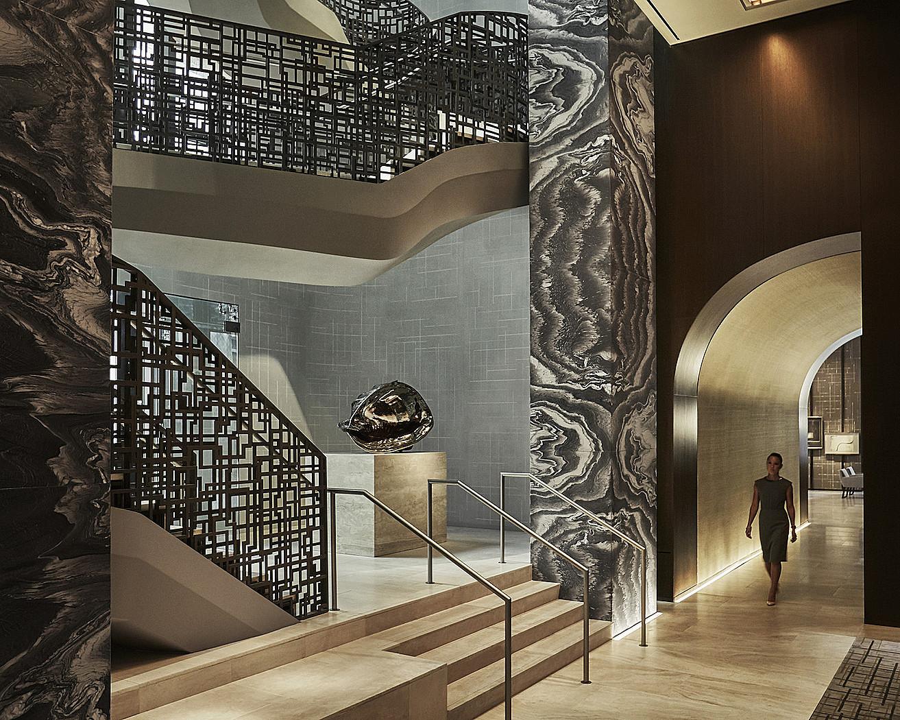 Four Seasons Downtown Hotel