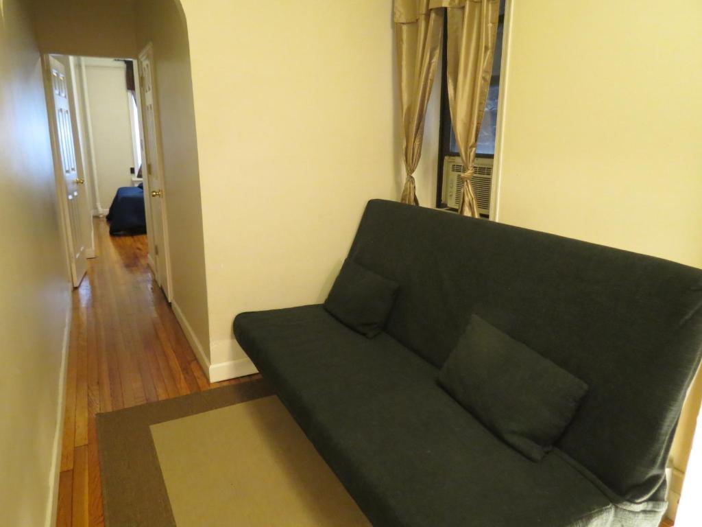 Midtown East Hotel 3*