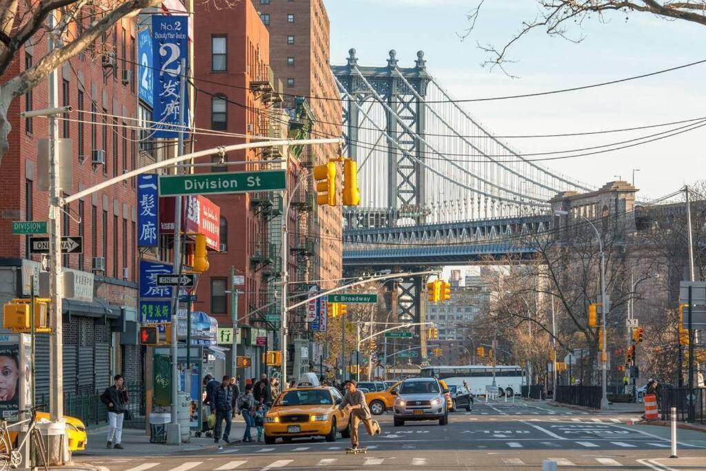 2 Bedroom King Bed Apartment New York