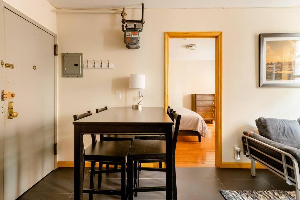 Apartment 2 Bedroom King Bed New York