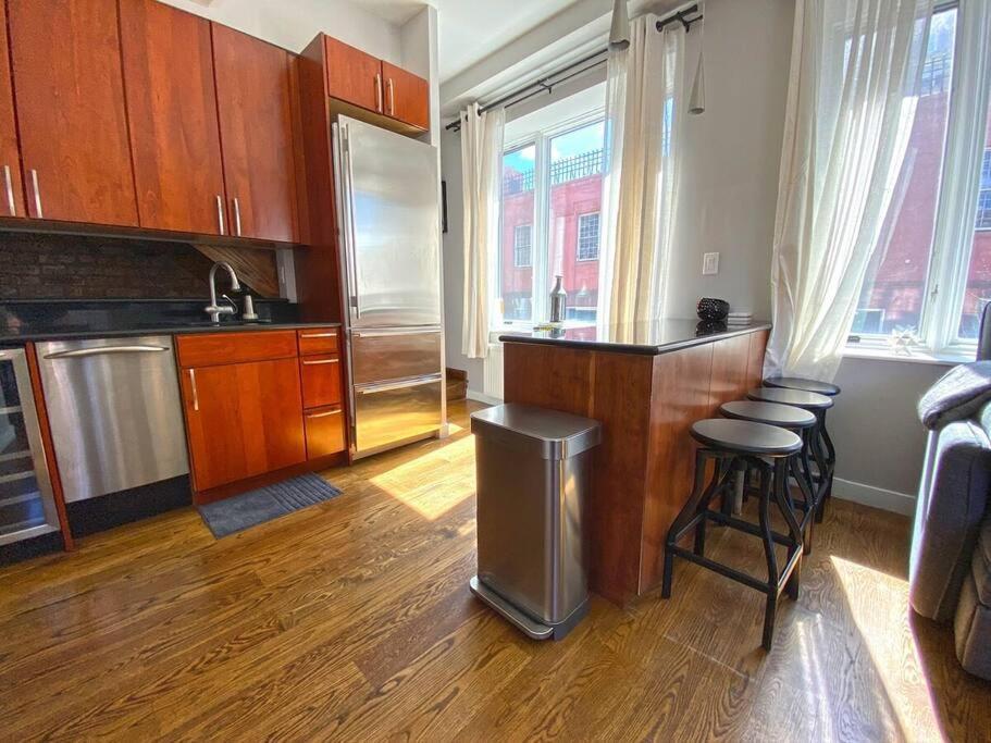 Gorgeous Three Bedroom West Village Townhouse * Nova York