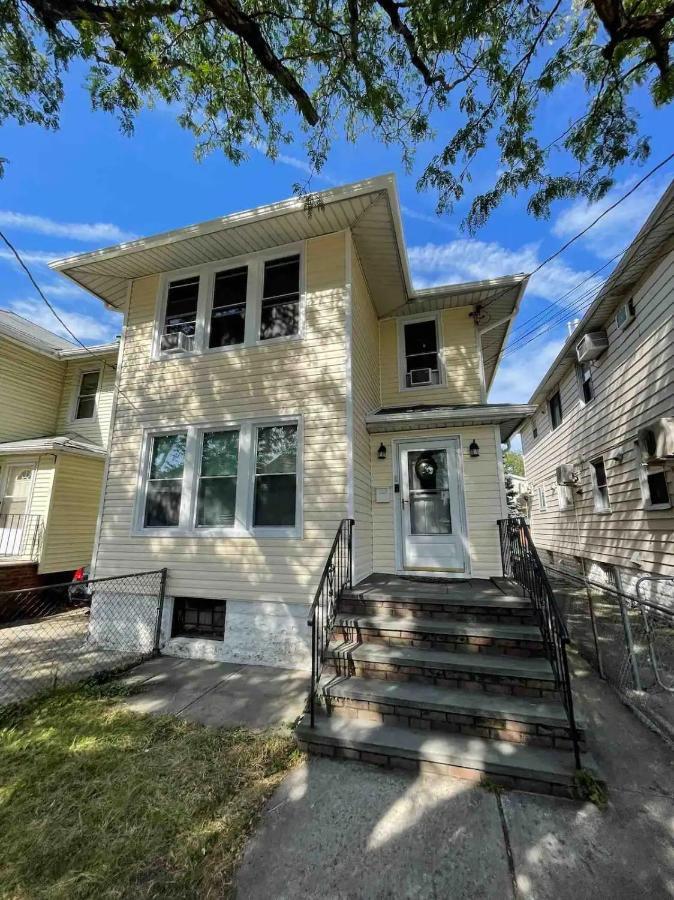 Apartamento Entire Beautiful 2br L. Convenient Location In The Heart Of Queens! *