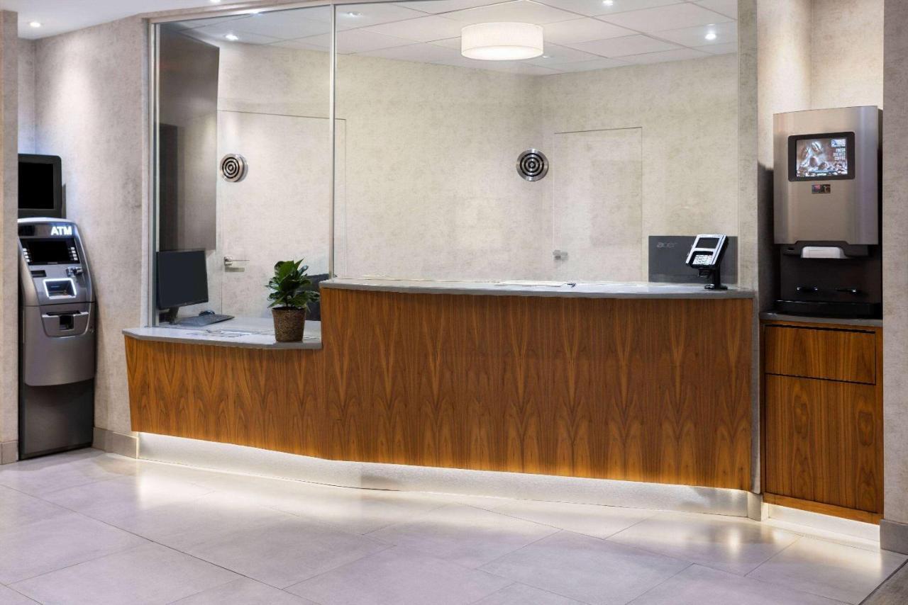Ramada By Wyndham Bronx 3* Nova York