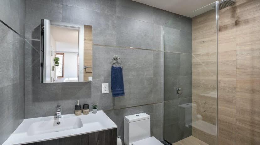 1597-11 - Upper East Side W&d Apartment New York