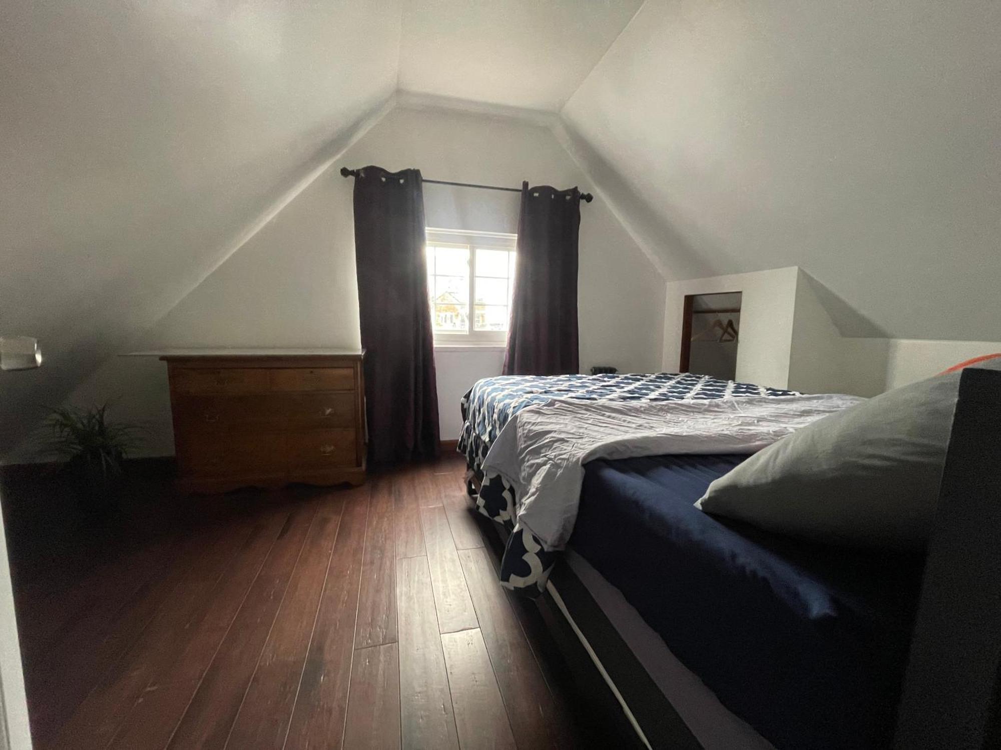Apartment Private Loft 5 Min Away From Lga *