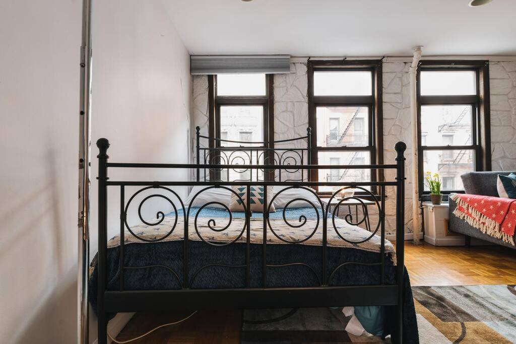 Apartment East Village Townhouse New York