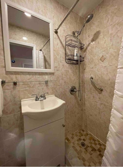 Entire Cozy 1br In Heart Of Queens L Nova York