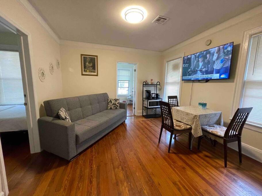 Entire Cozy 1br In Heart Of Queens L Apartamento *