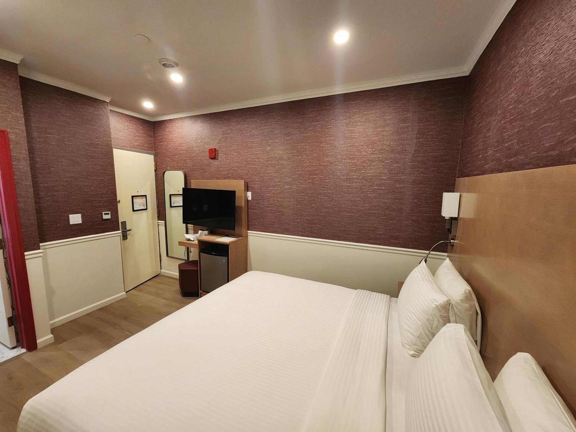 The Mayfair Times Square, Ascend Collection 3* New York
