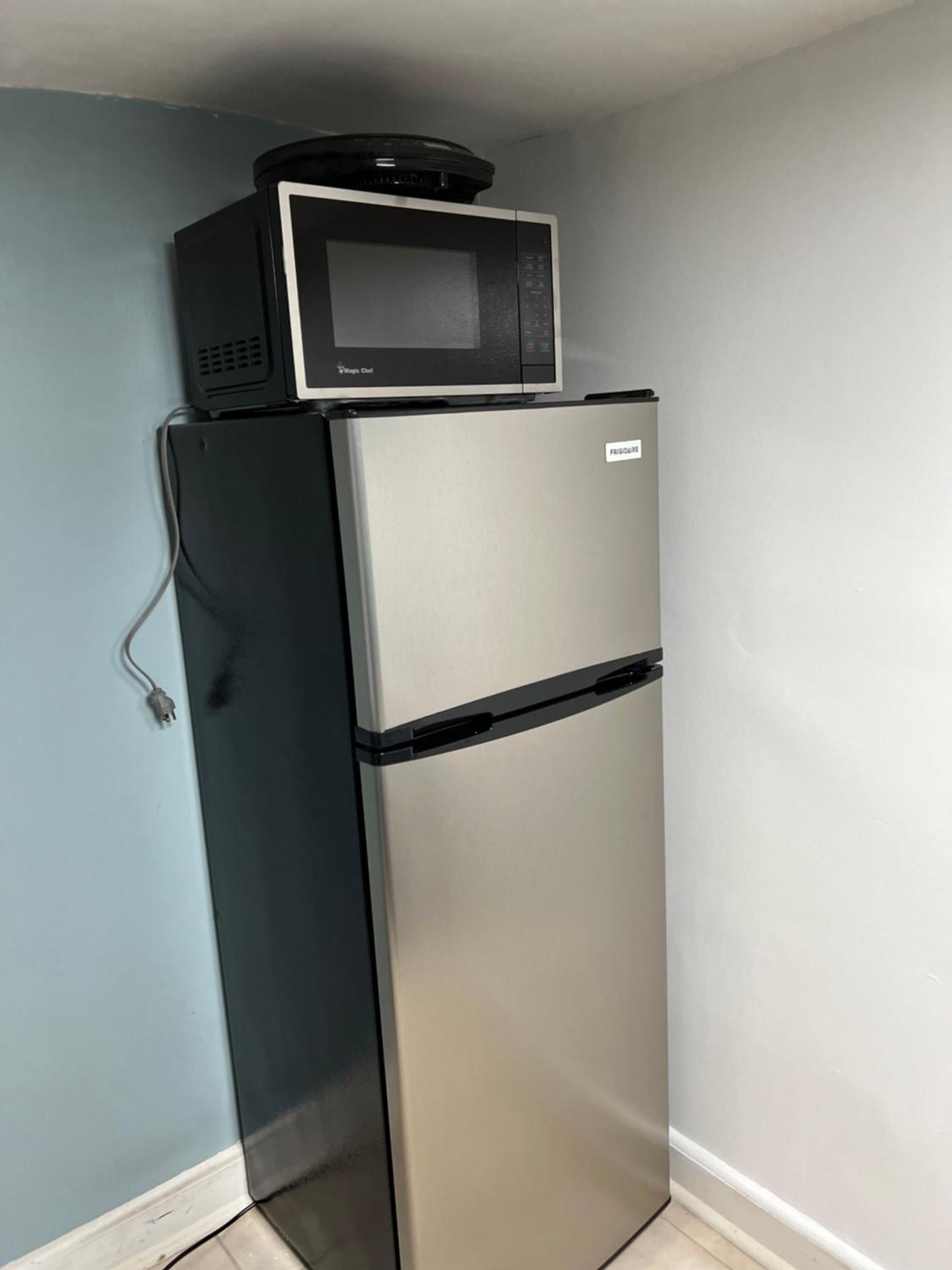 No Apt H 1 Basement Adrress Is Francis Lewis Blvd Queens Village Nova York