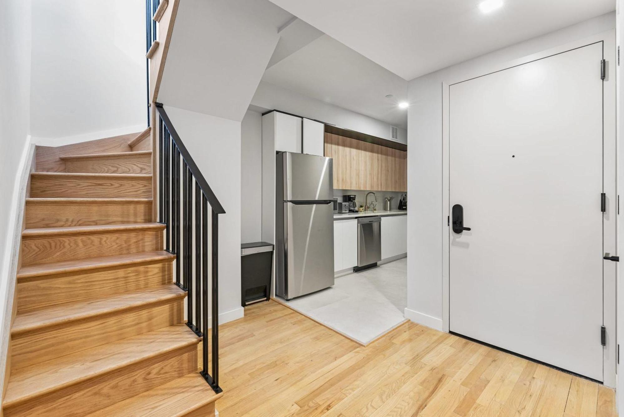 3br Penthouse With Massive Private Rooftop * New York