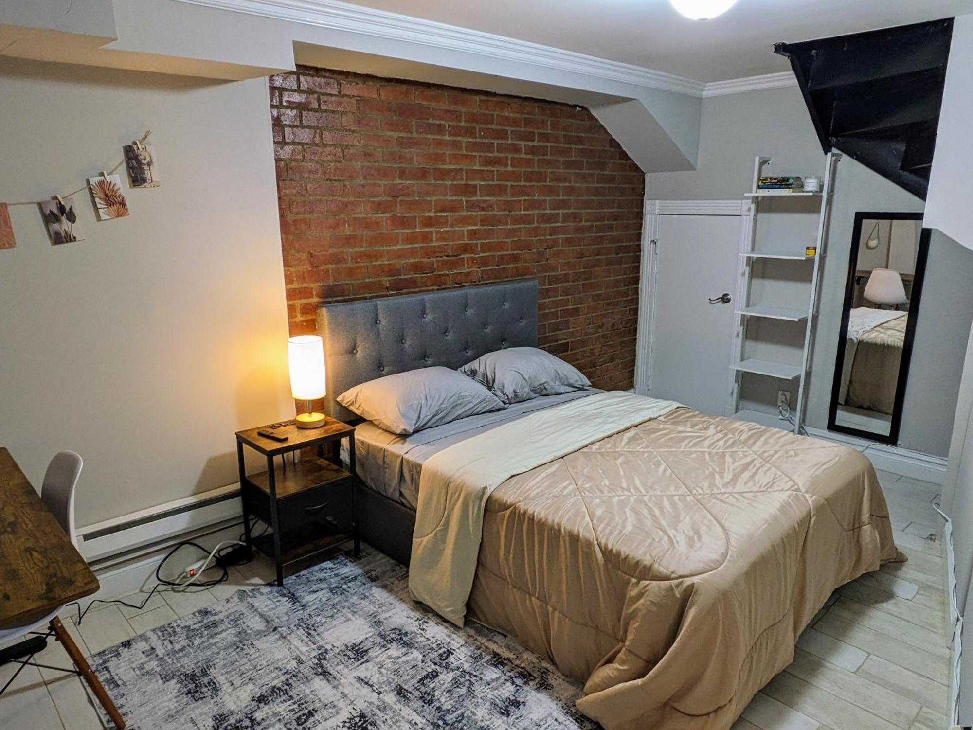 Casa de hóspedes Lovely At 3 Bedroom At The Heart Of East Village *