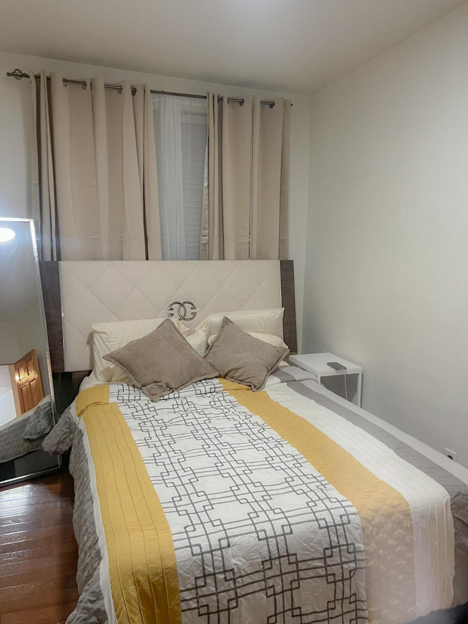 2 Bedroom Bliss In College Point * Nova York