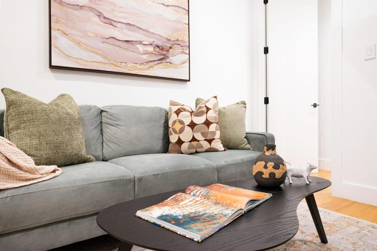 1288-3rs New Renovated 2 Bedrooms New York