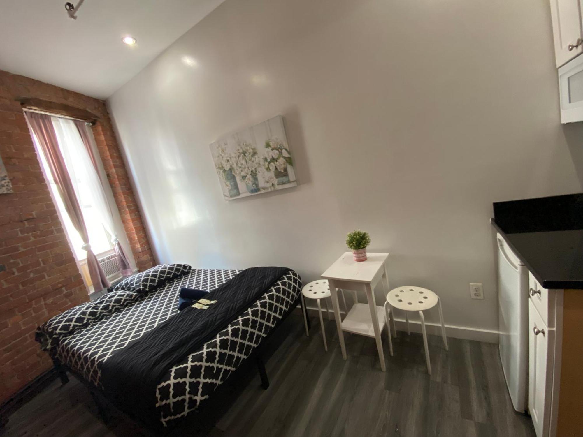 31 Street Broadway Apartment *