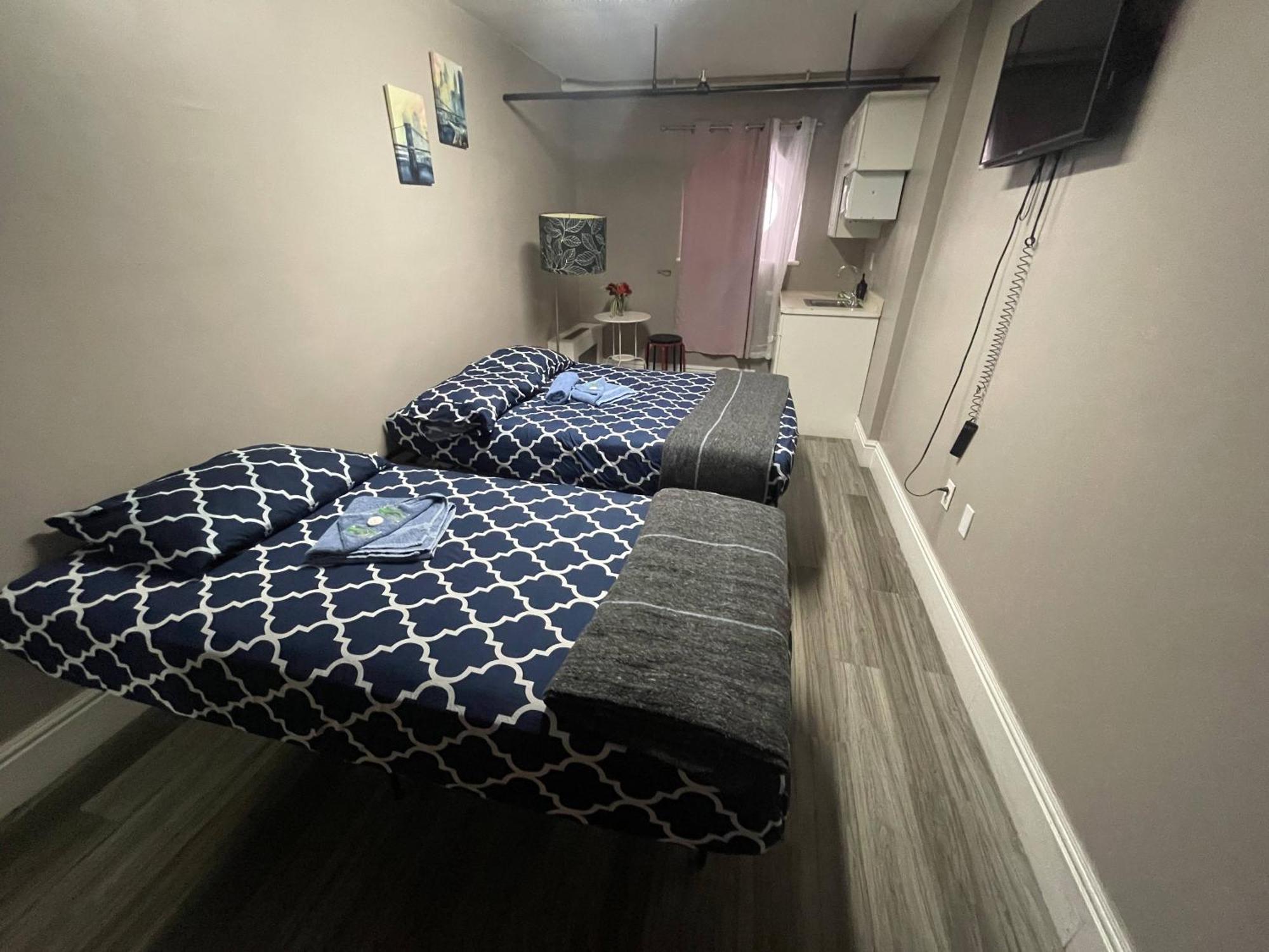 Apartment 31 Street Broadway *