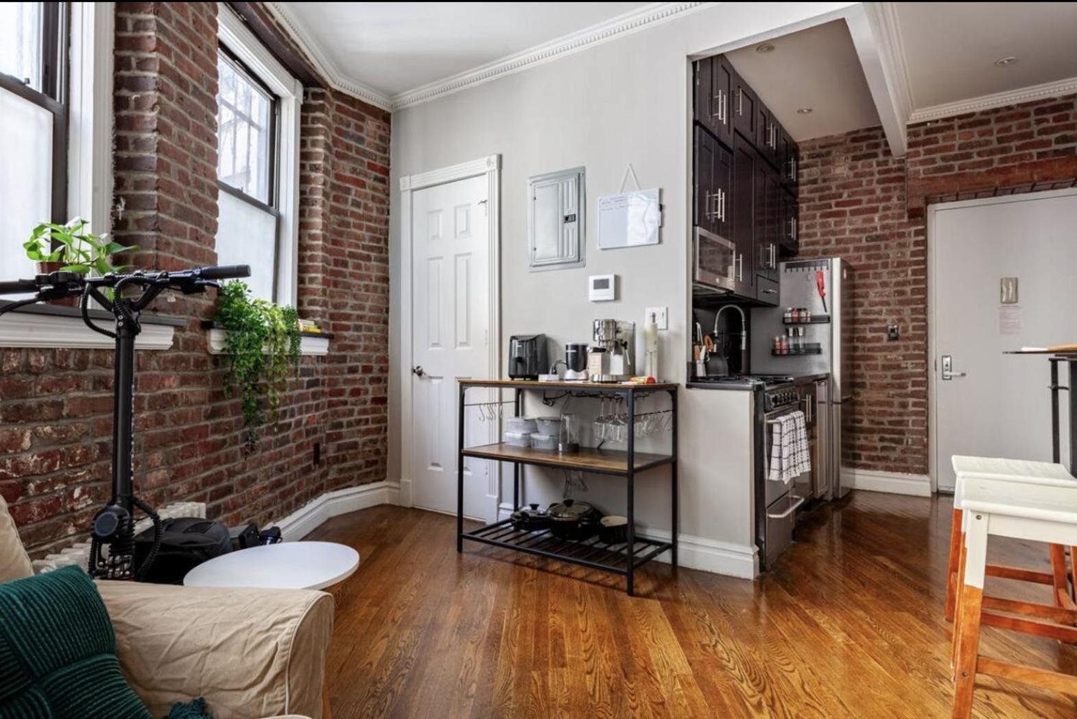Casa de hóspedes Lovely At 3 Bedroom At The Heart Of East Village