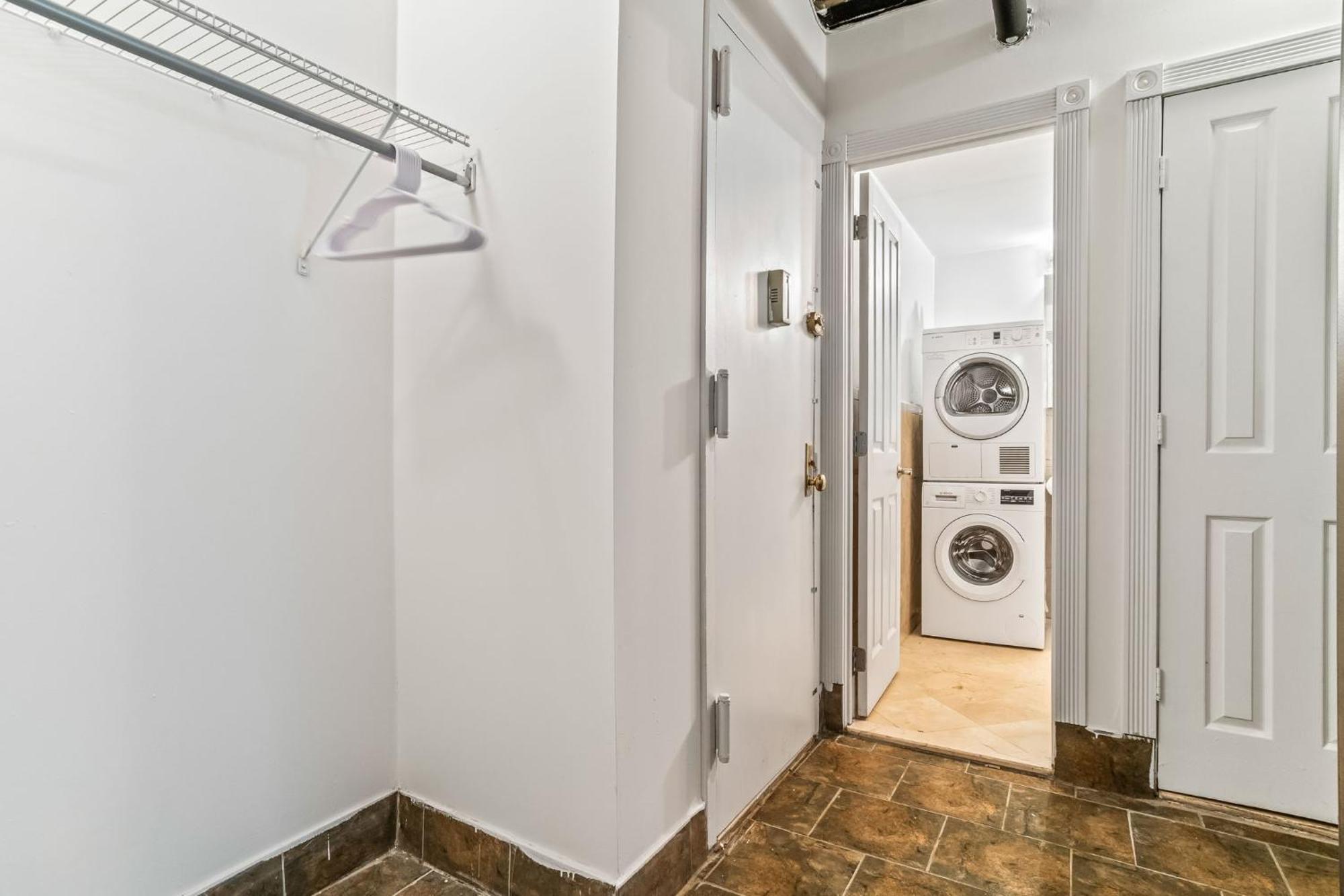 Cute 3bd 2bath * Nova York