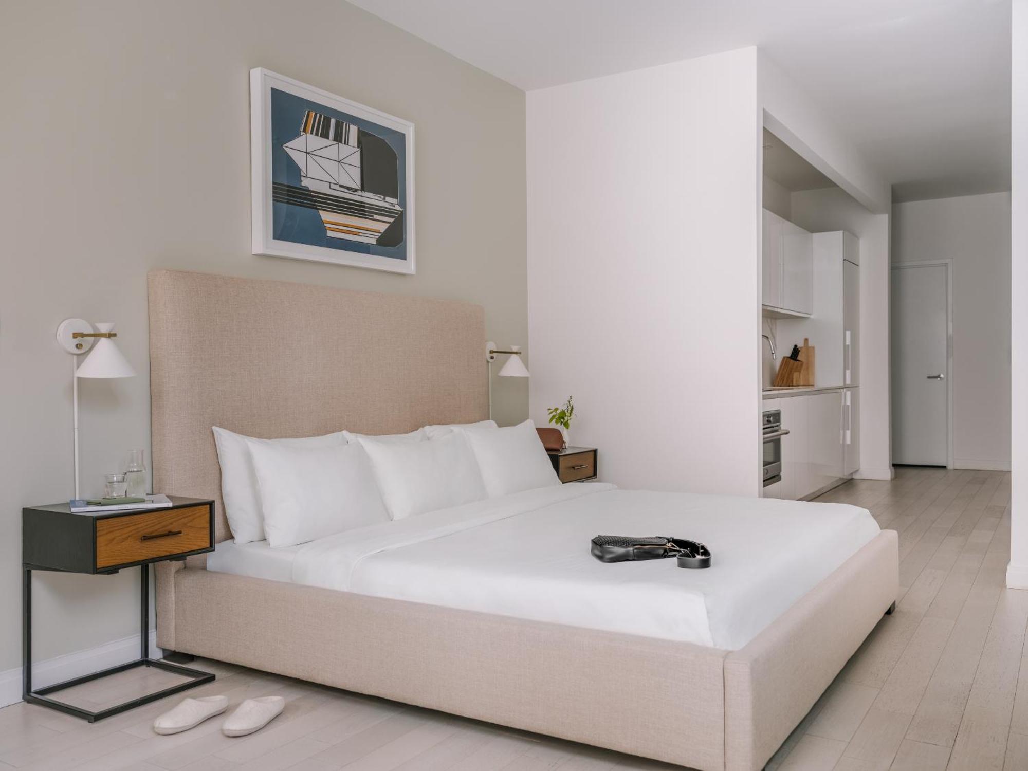 Sonder Battery Park Aparthotel