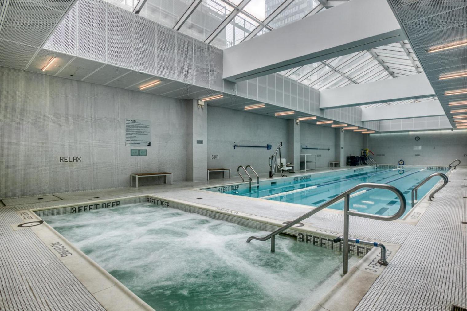 Apartment Midtown West 1br W Gym Wd Doorman Nr Hudson Nyc-1103