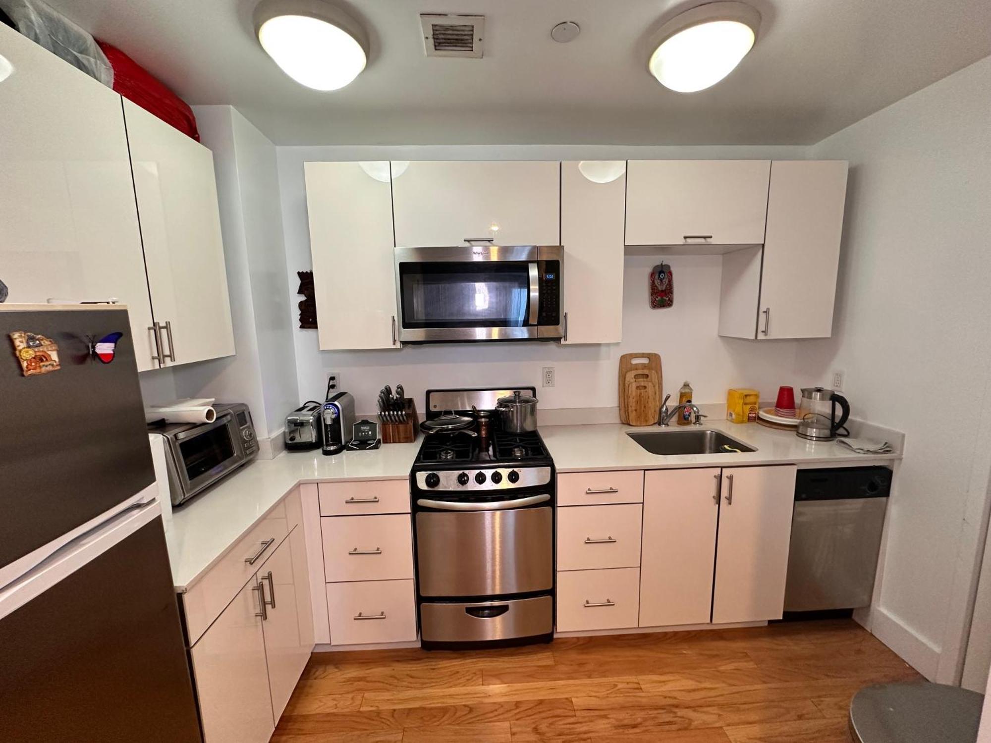 Modern Studio With Private Bathroom And Kitchen * Nova York