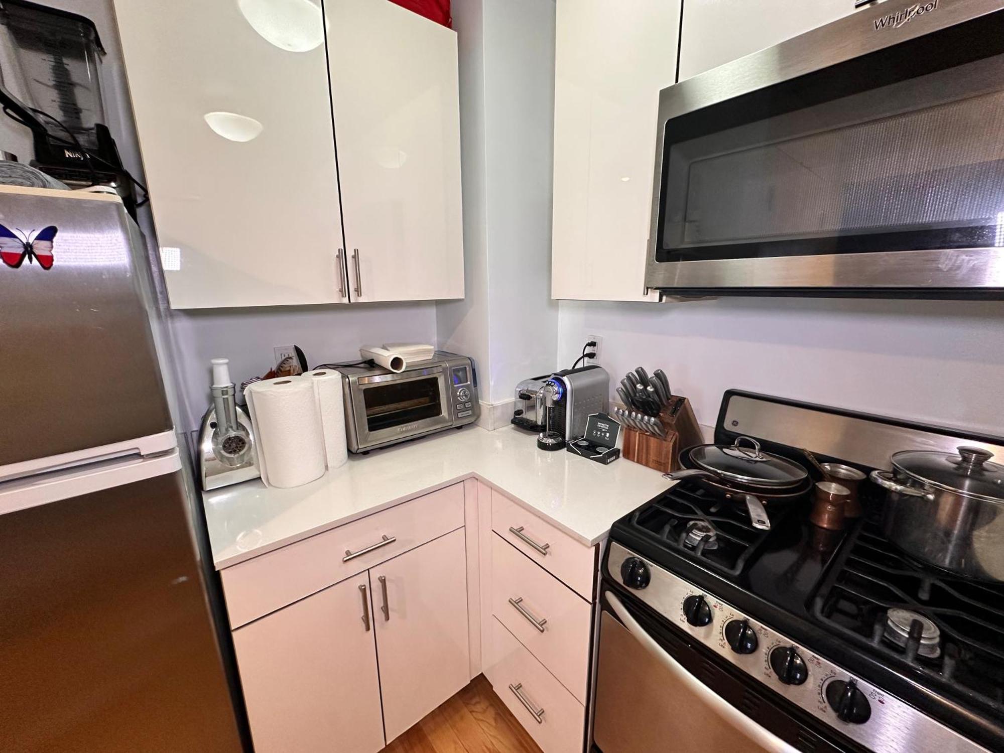 Modern Studio With Private Bathroom And Kitchen Apartamento *
