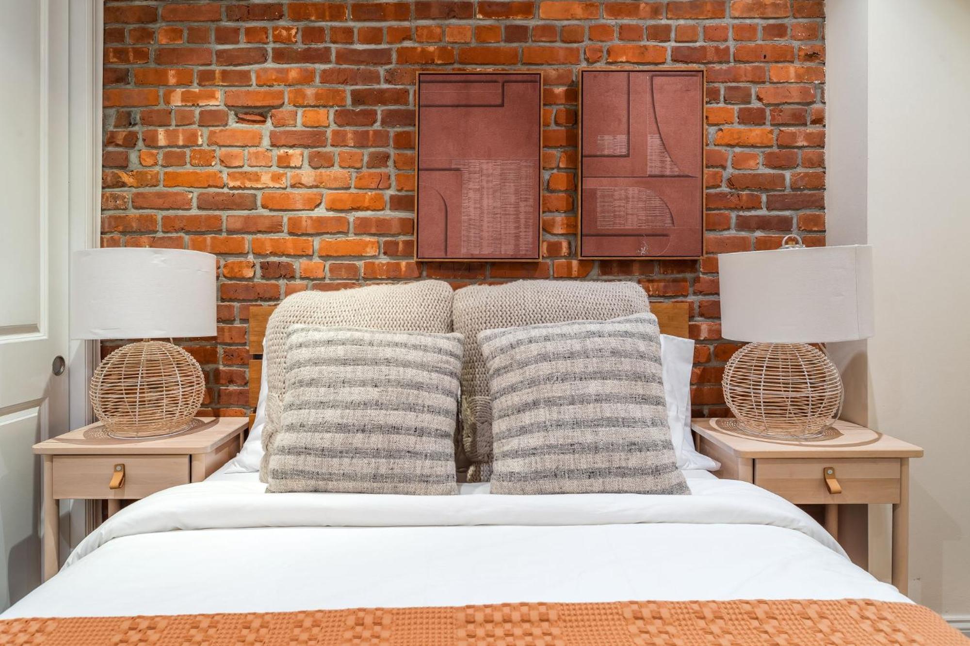 Charming Near The Guggenheim With Shared Bath Hospedagem domiciliar Nova York