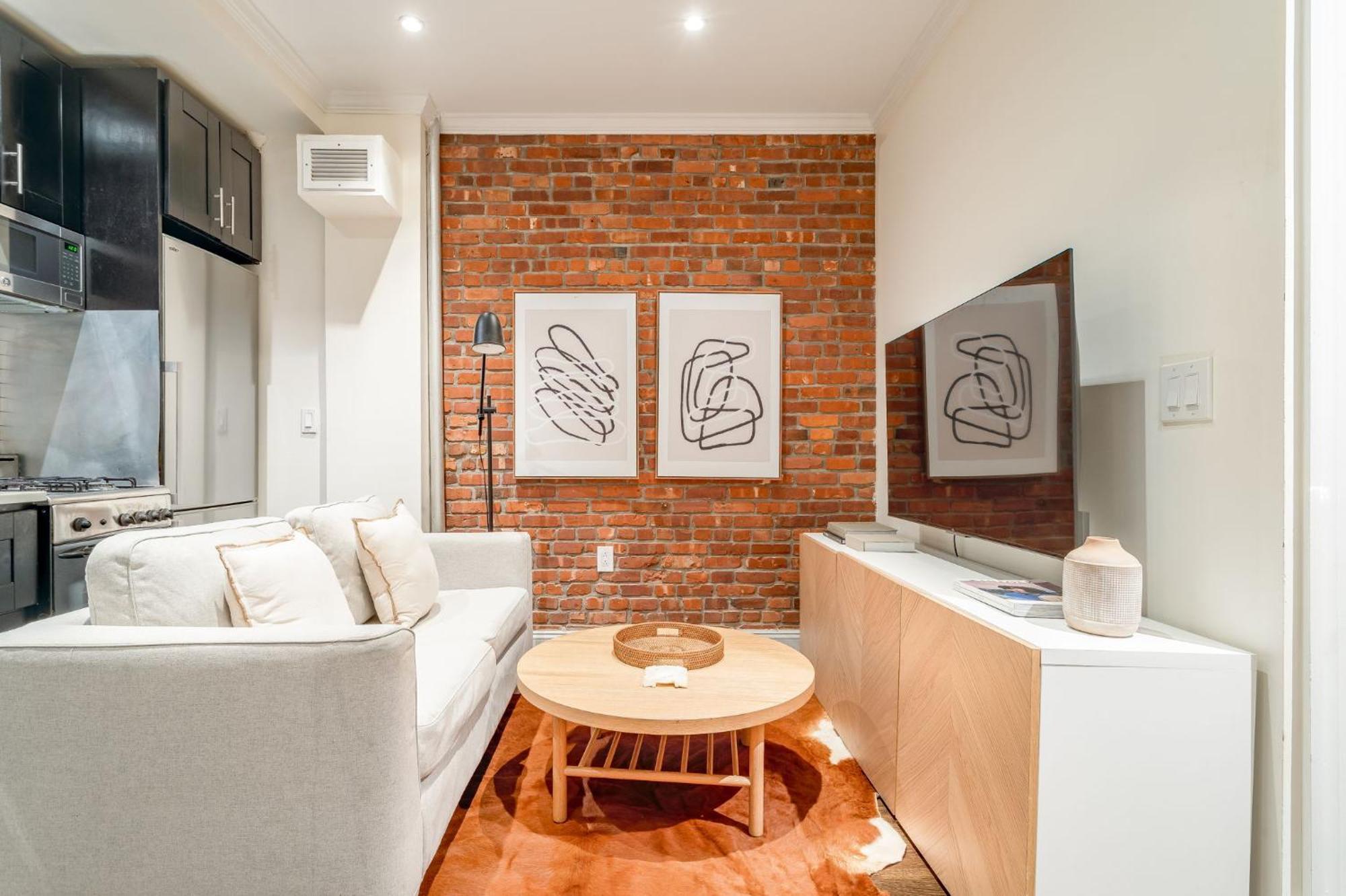 Charming Near The Guggenheim With Shared Bath Nova York