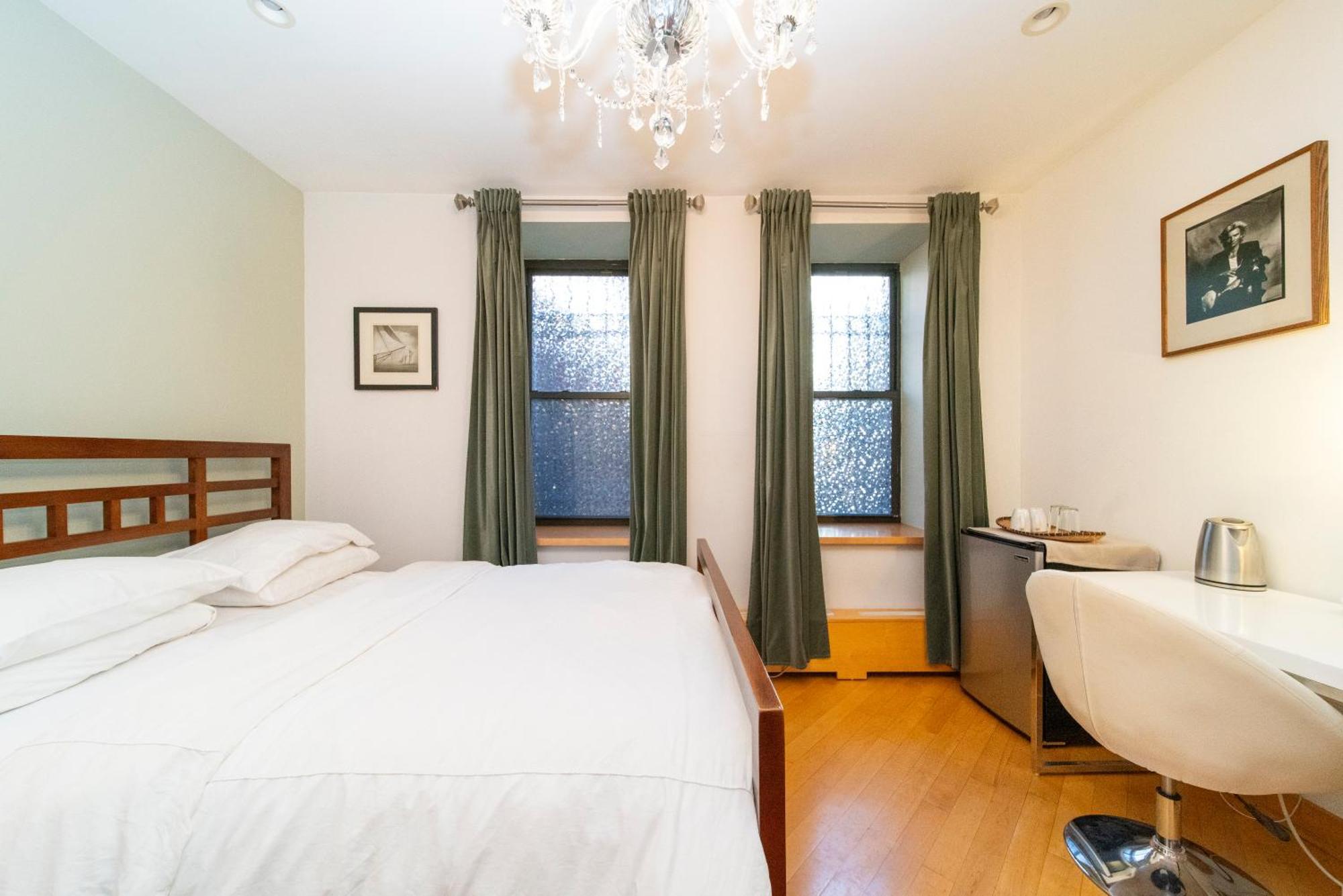 2 Bedrooms With A Private Bathroom In Lovely Nova York