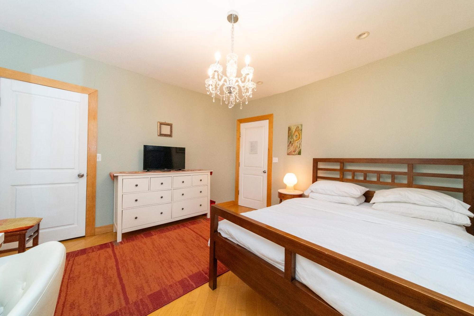 2 Bedrooms With A Private Bathroom In Lovely Hospedagem domiciliar Nova York