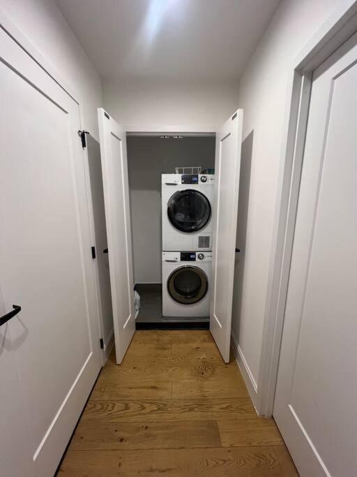 Beautiful 1 Bedroom Apartamento