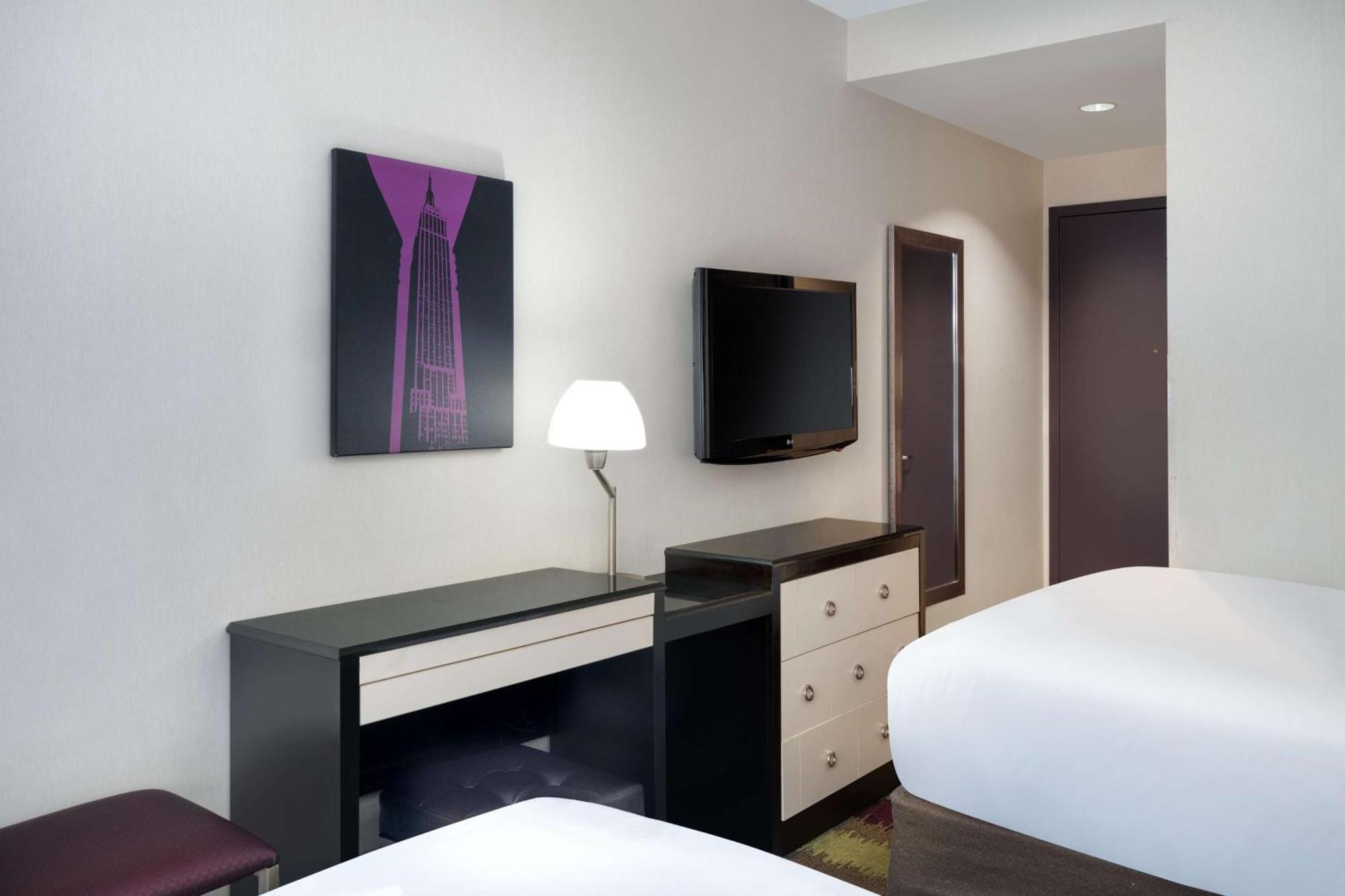 Western Premier Herald Square 3* Nova York
