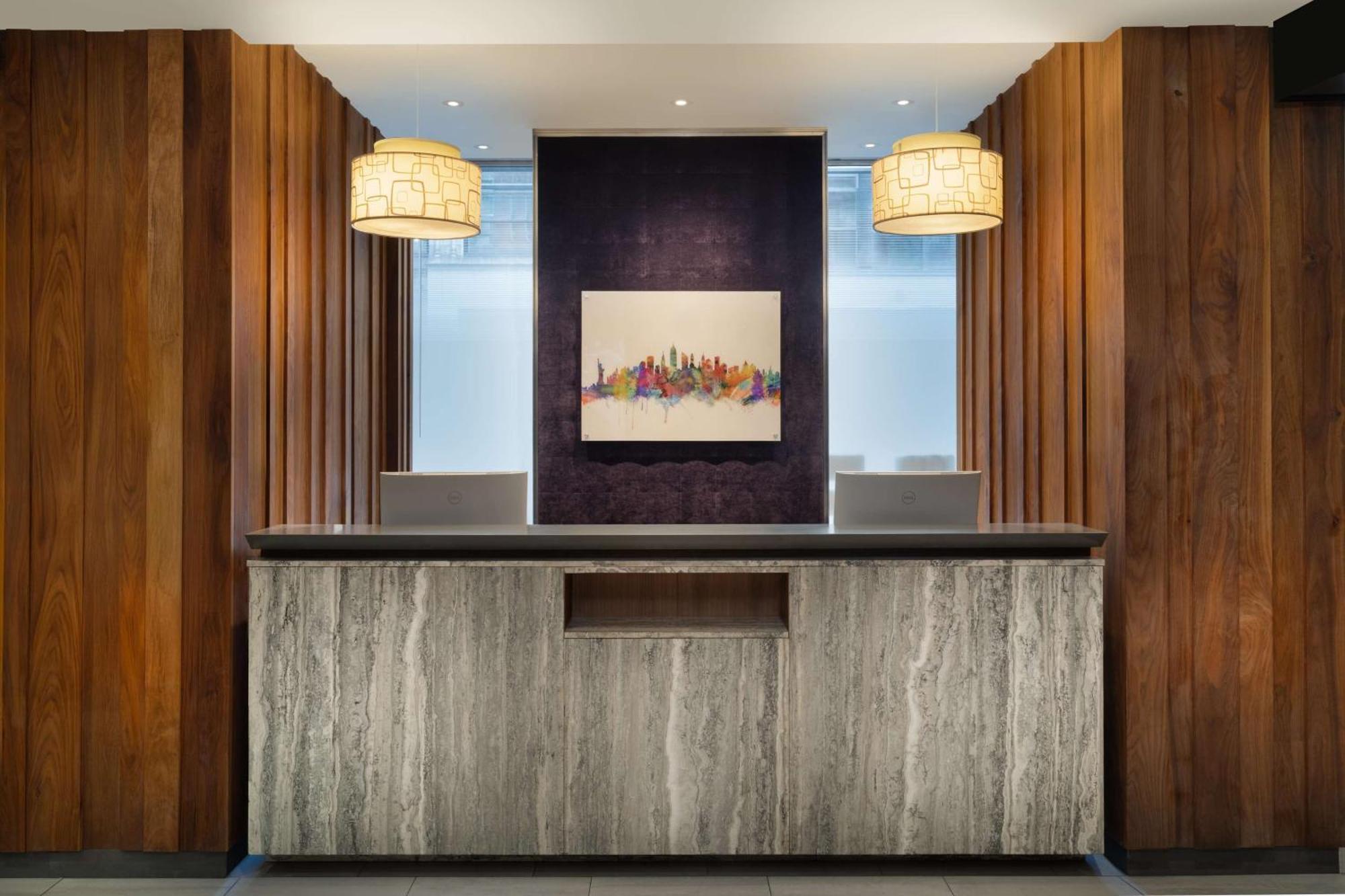 Western Premier Herald Square Hotel 3*