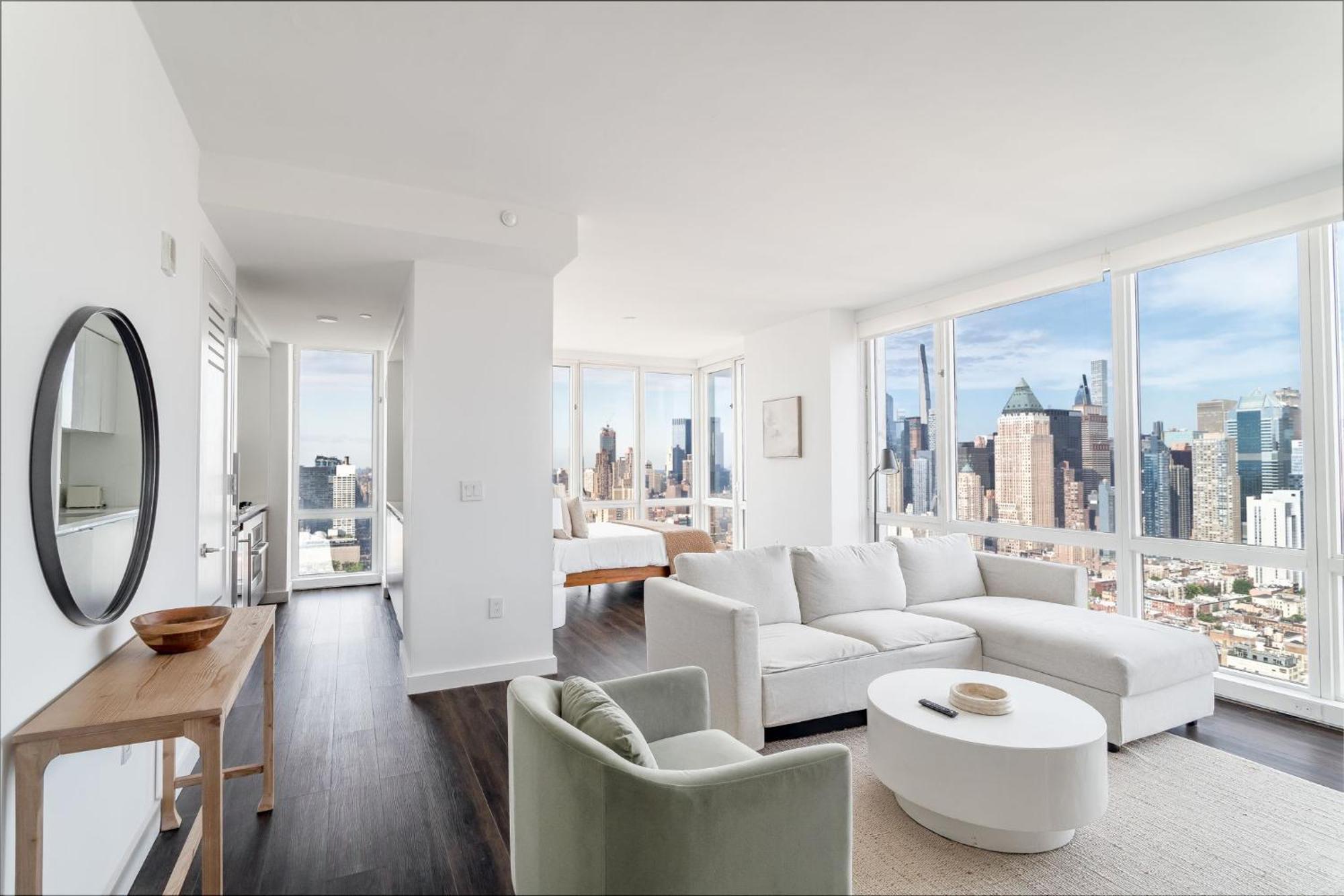 Apartment Luxx 2 Bed 1,5 Bath Apt Midtown