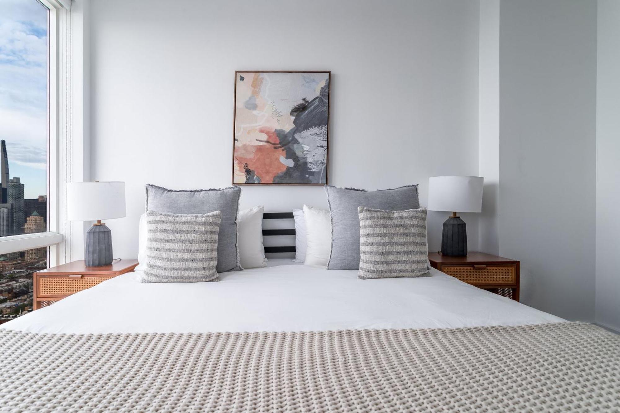 Apartment Luxx 2 Bed 1,5 Bath Apt Midtown *