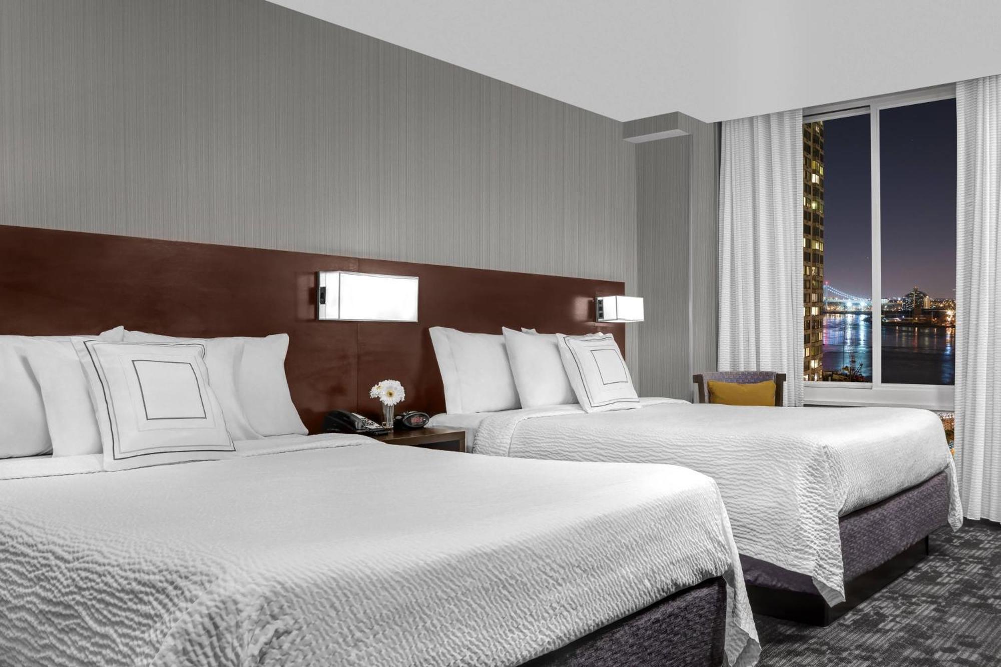 Hotel Courtyard Manhattan/upper East Side 3*