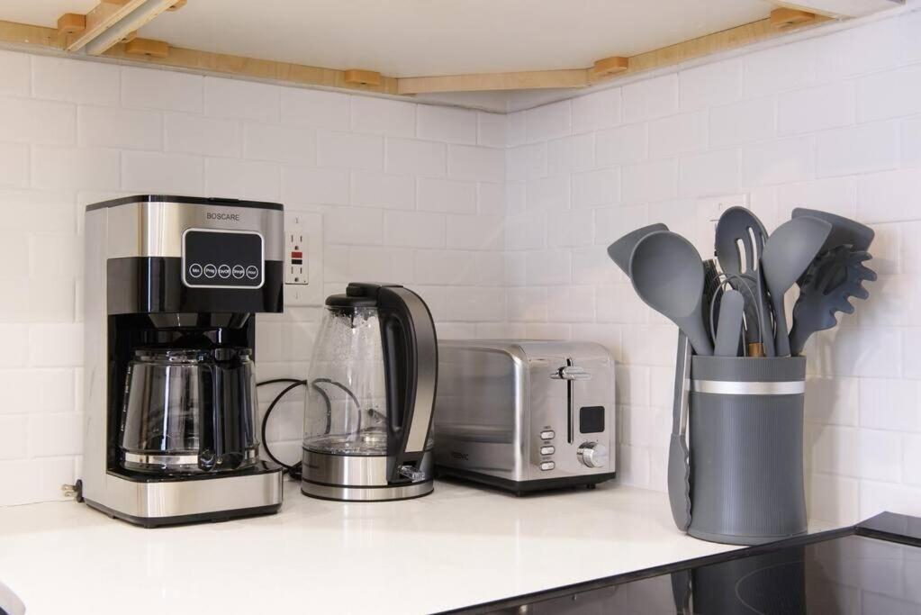 240-14 New Prime Location W&d In Unit Apartment