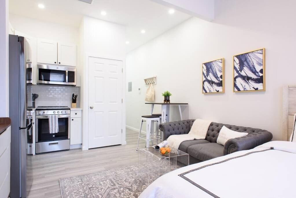 240-14 New Prime Location W&d In Unit Apartment New York