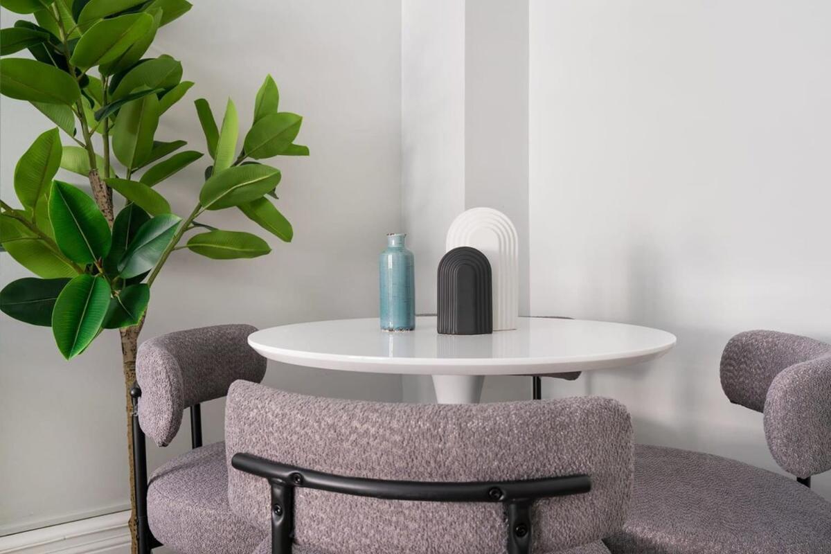 73-201 New 1br1bth Uws Doorman Gym Apartamento *