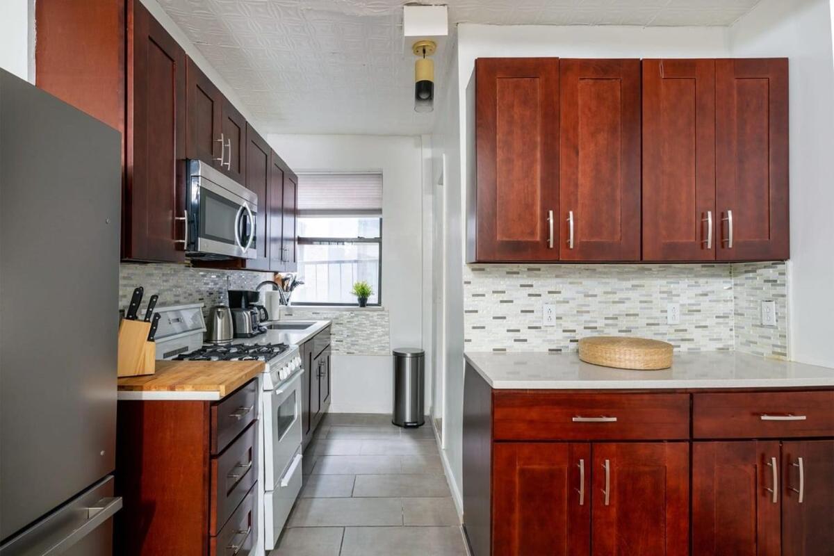 Apartment 454-3e Prime Location 1br Newly Furnished