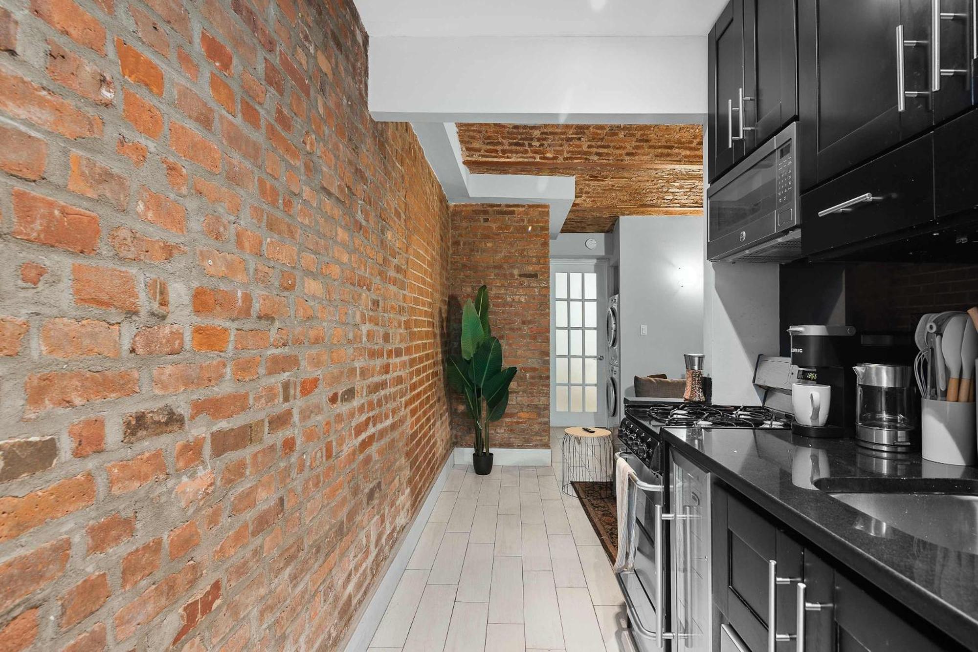 Eclectic & Cozy Retreat In The Heart Of Gramercy New York