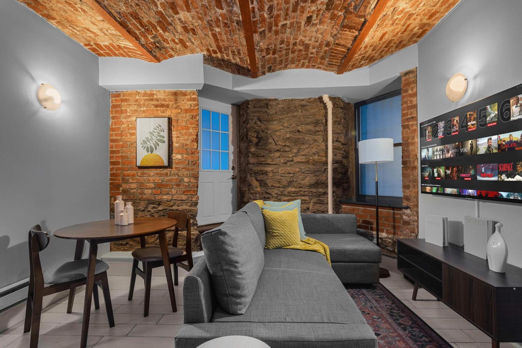 Eclectic & Cozy Retreat In The Heart Of Gramercy Apartment *