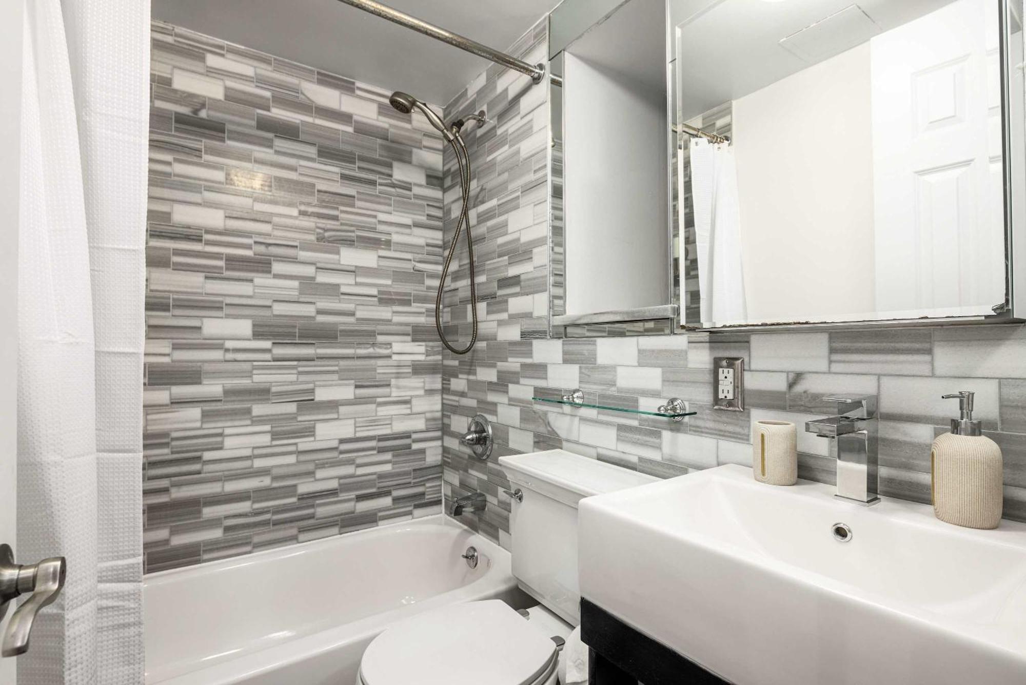Apartment Eclectic & Cozy Retreat In The Heart Of Gramercy