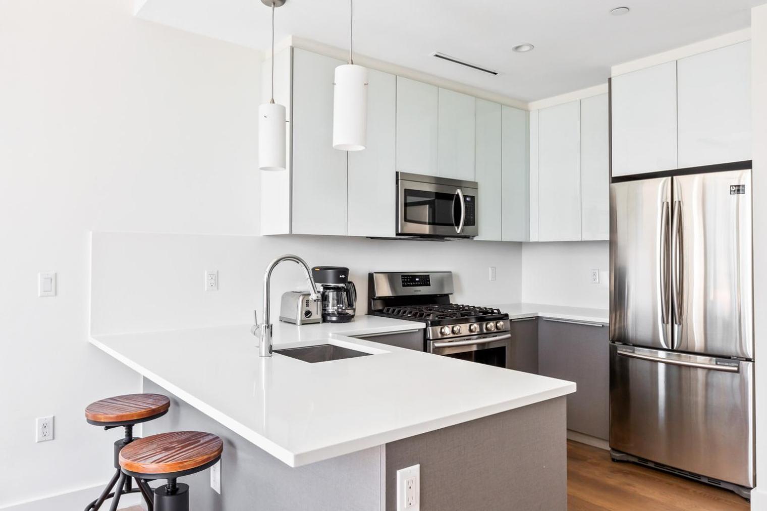 Lic 2br W Gym Dm Elevator Private Balcony Nyc-769 Apartment New York