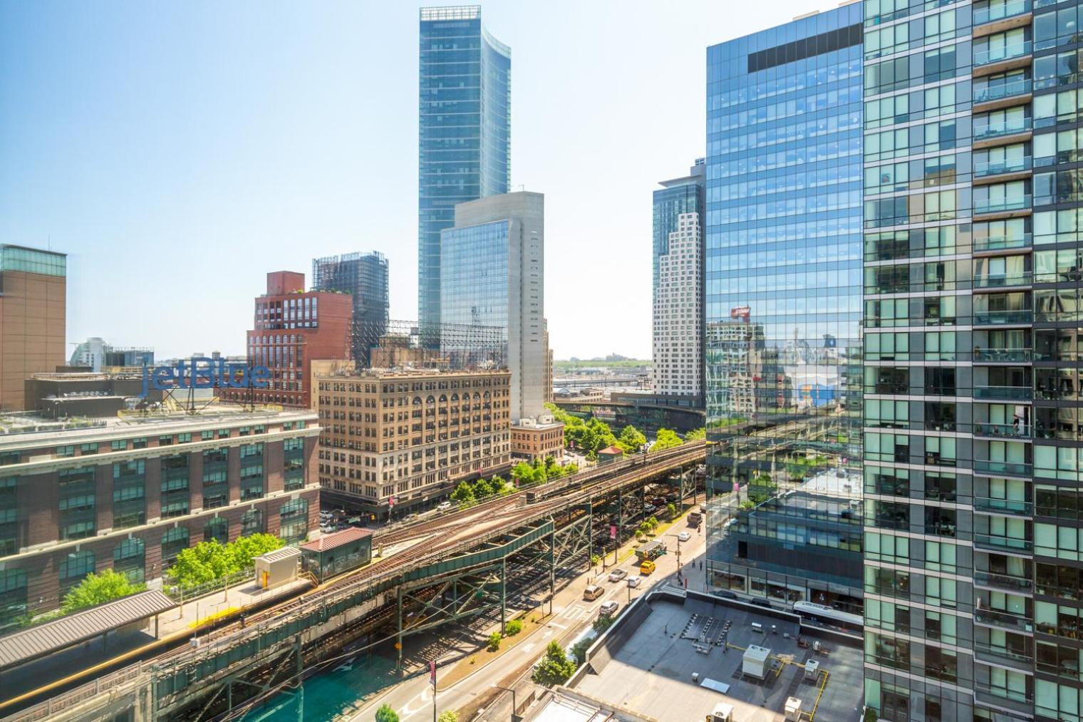 Apartment Lic 2br W Gym Dm Elevator Private Balcony Nyc-769 *