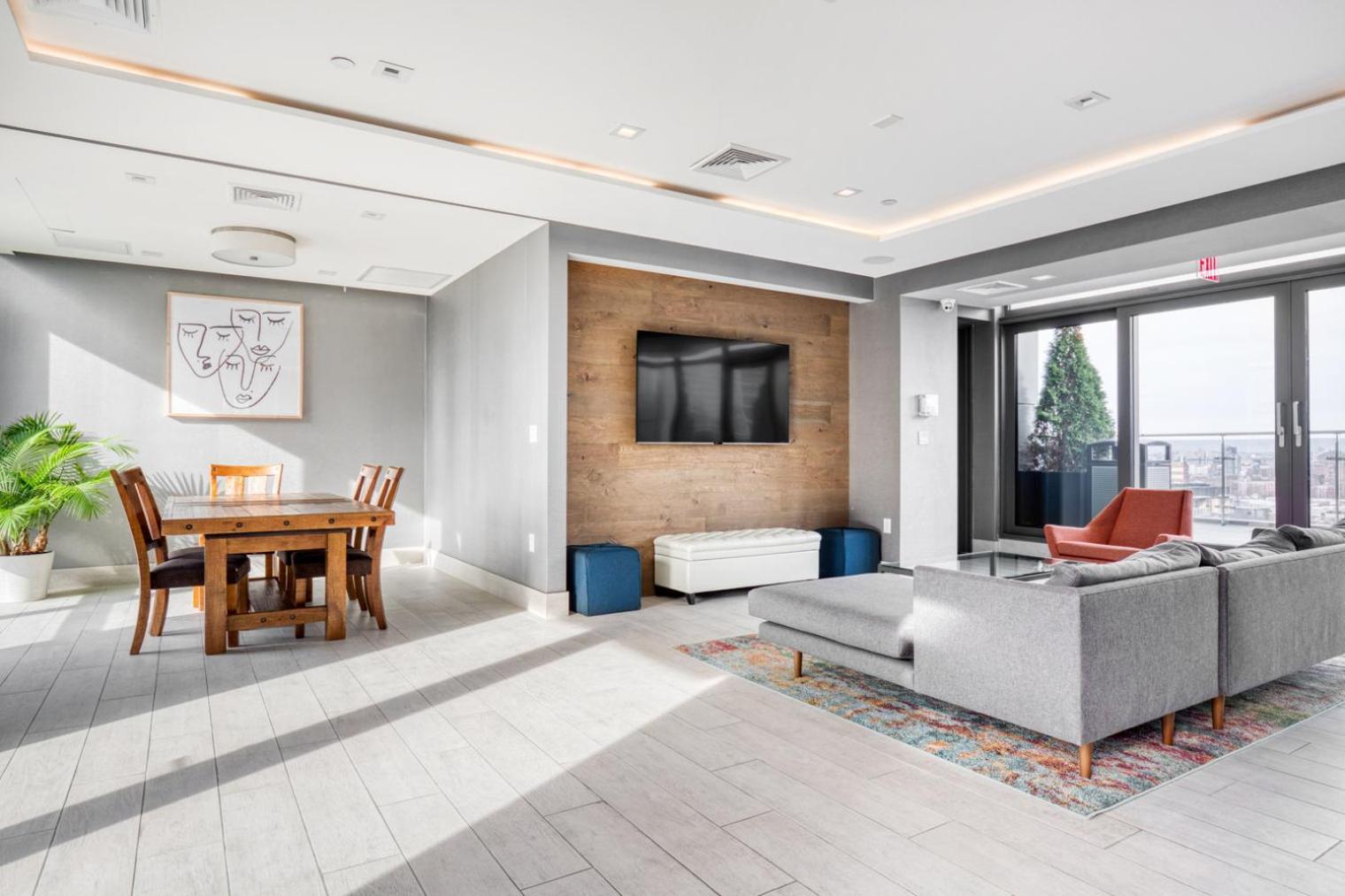 Lic 2br W Gym Dm Elevator Private Balcony Nyc-769 New York