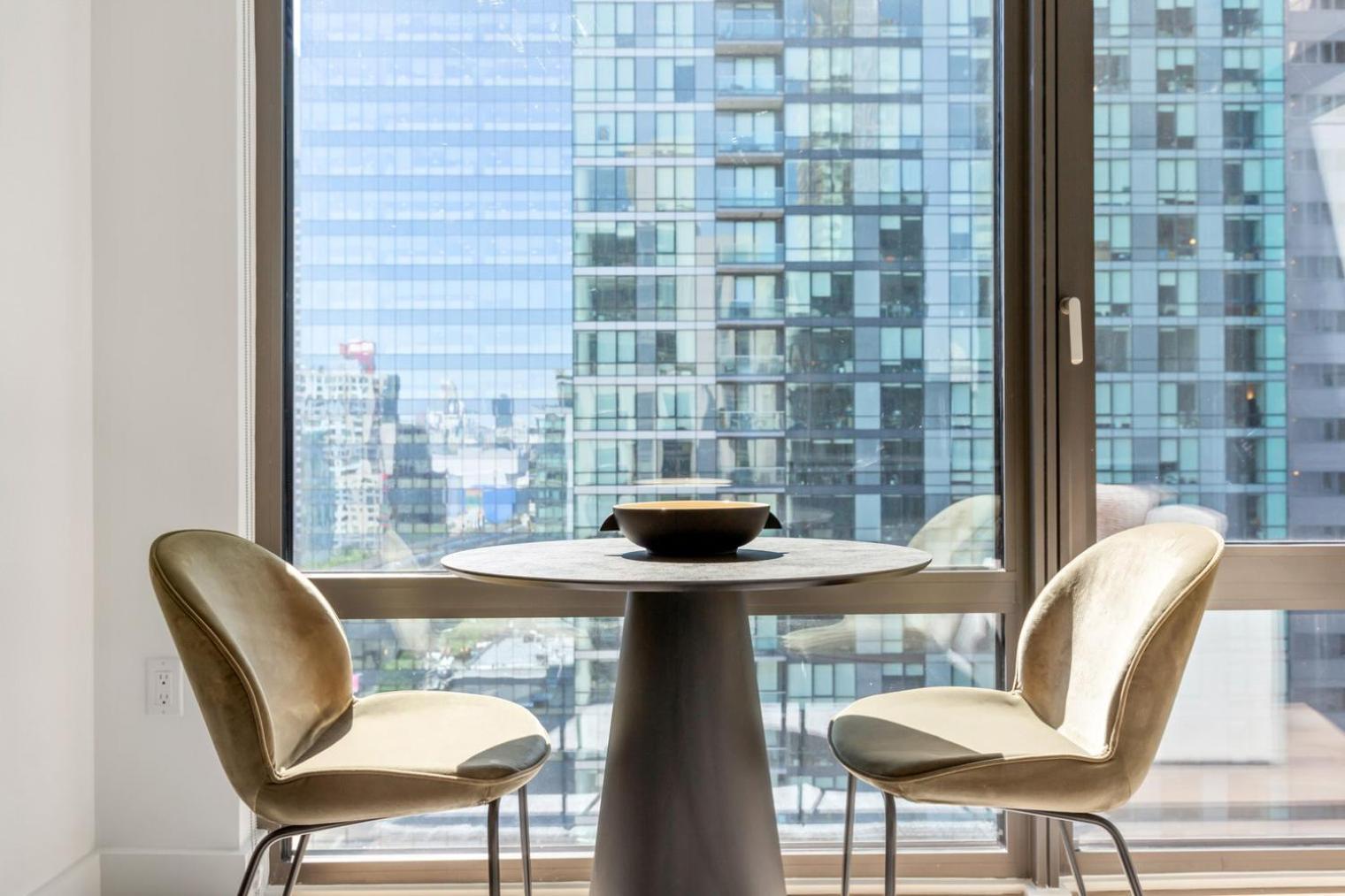 Lic 2br W Gym Dm Elevator Private Balcony Nyc-769 New York