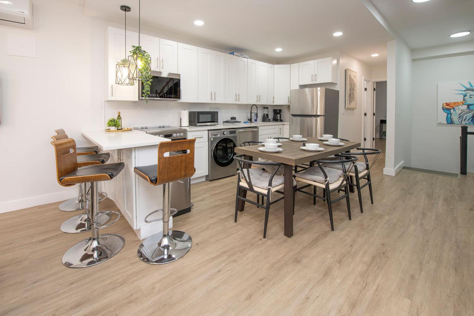 Sophisticated 4 Bedroom Duplex In The Heart Of Midtown Apartamento
